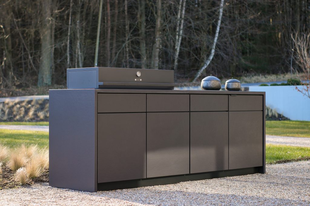 Buitenkeuken advies: Cubic weersbestendige houten buitenkeuken